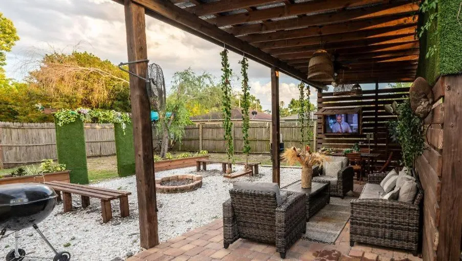 Holiday home Upscale Ybor House With Outdoor Living Space Tampa United States